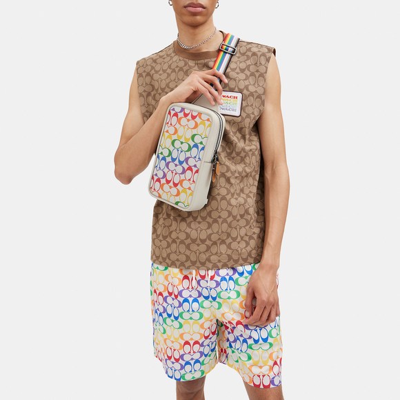 NWT Coach Outlet Sullivan Pack In Rainbow Signature Canvas - Picture 2 of 6